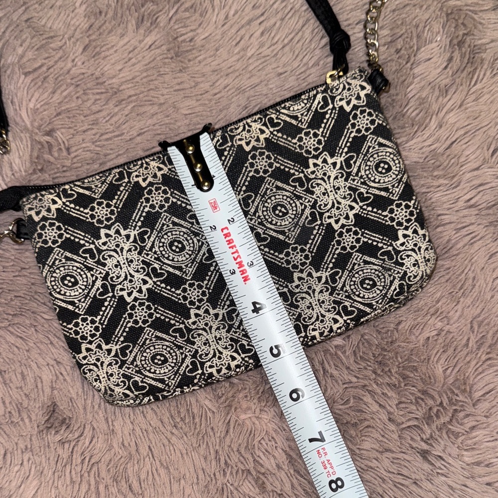 Elegant Black and Cream Paisley Crossbody Purse Bag - Picture 5 of 7